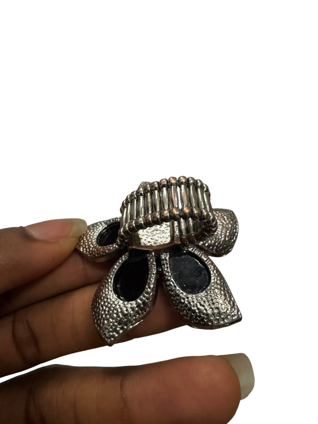 Black silver flower ring